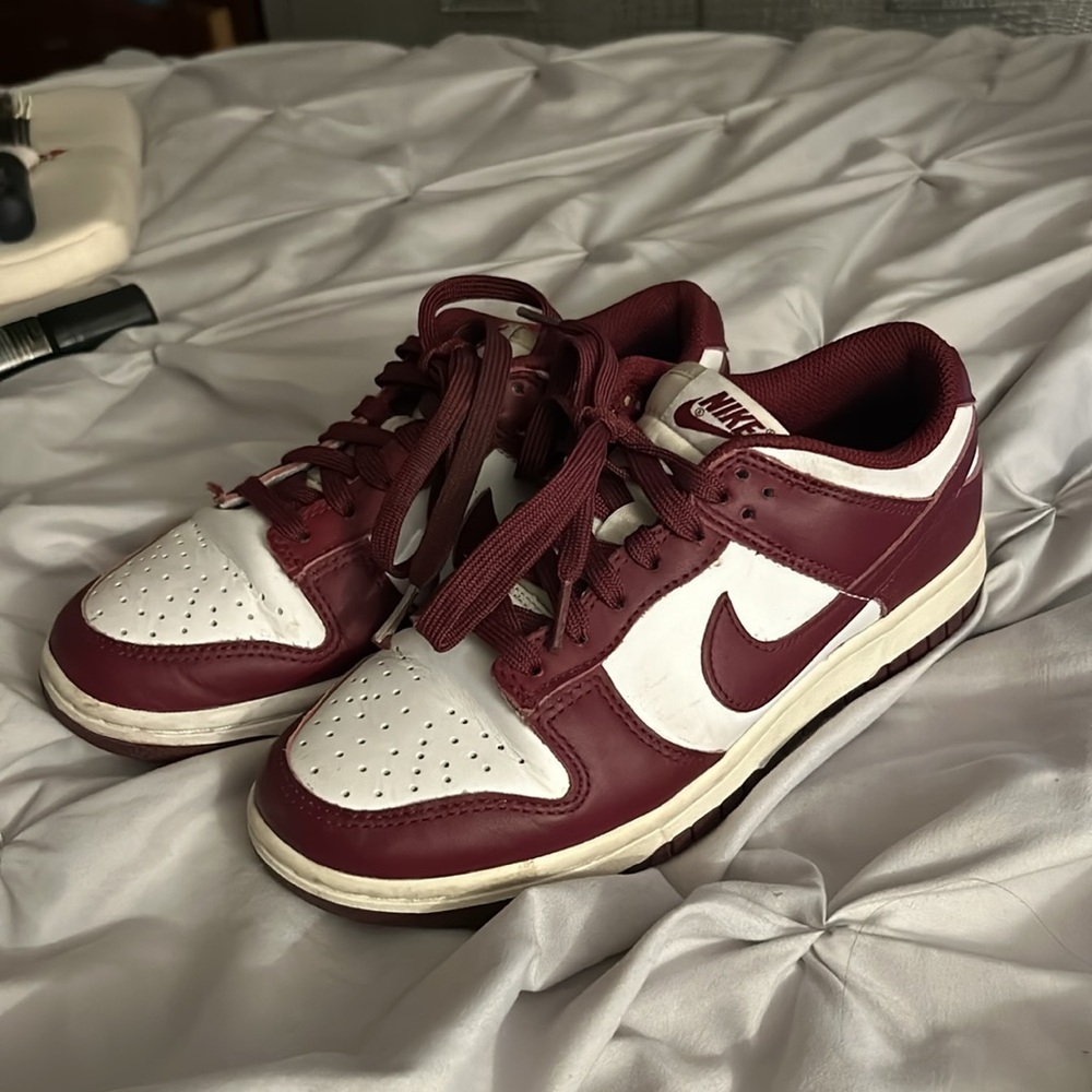 Nike Dunks - Picture 4 of 5